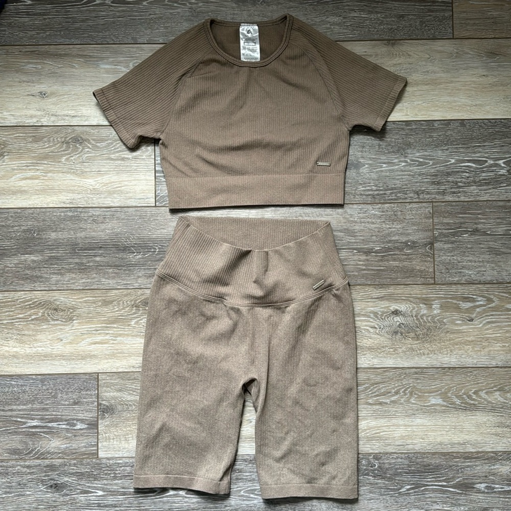 Lilia’s Athletic Two Piece Set. Color Nude, Size: Medium